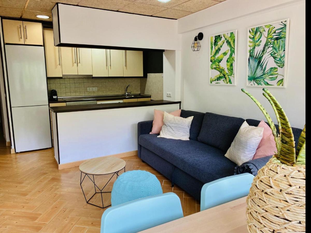 Segunda Linea De Playa Brisa Tropical Apartment Fuengirola Bagian luar foto