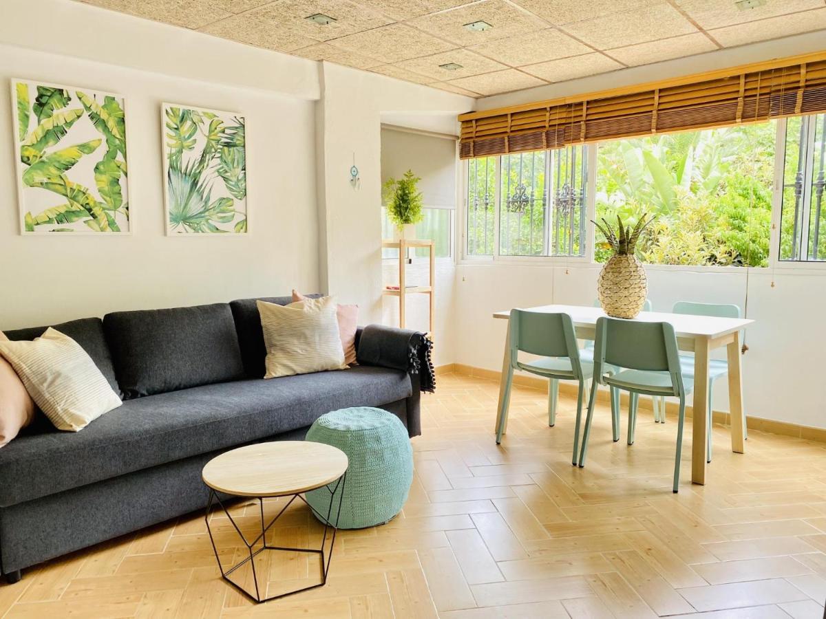 Segunda Linea De Playa Brisa Tropical Apartment Fuengirola Bagian luar foto